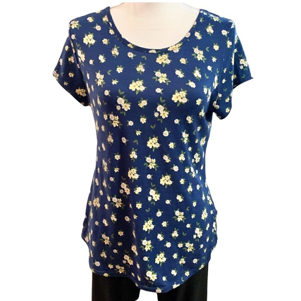 WOMEN’S 𝅺Pinc blue/yellow floral criss-cross top